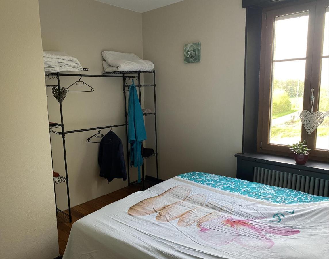 Aile Du Chateau 6 Personnes Lebetain Exteriér fotografie
